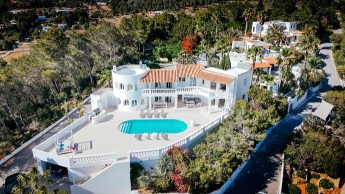 Villa The White Pearl — image 2